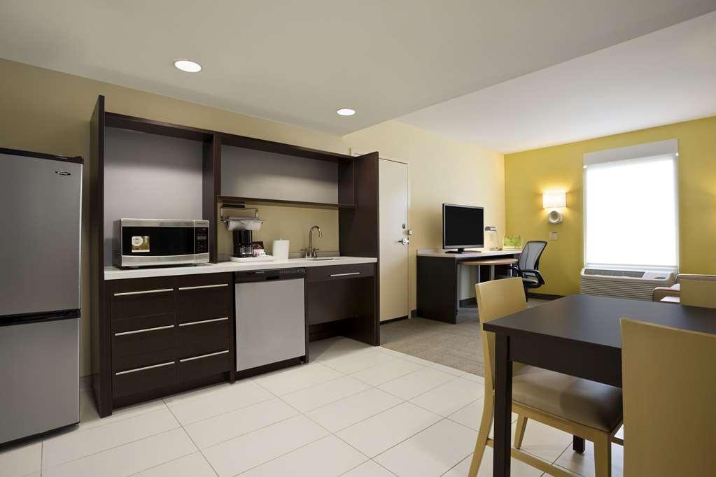 Home2 Suites By Hilton Greensboro Airport, Nc Quarto foto