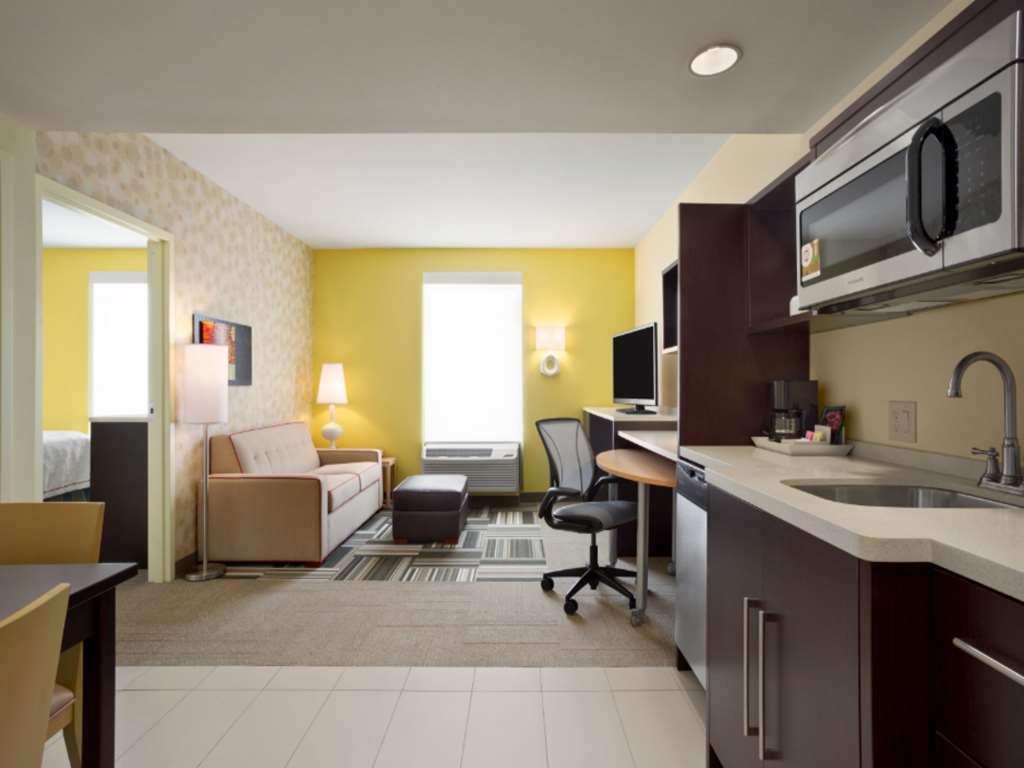Home2 Suites By Hilton Greensboro Airport, Nc Quarto foto